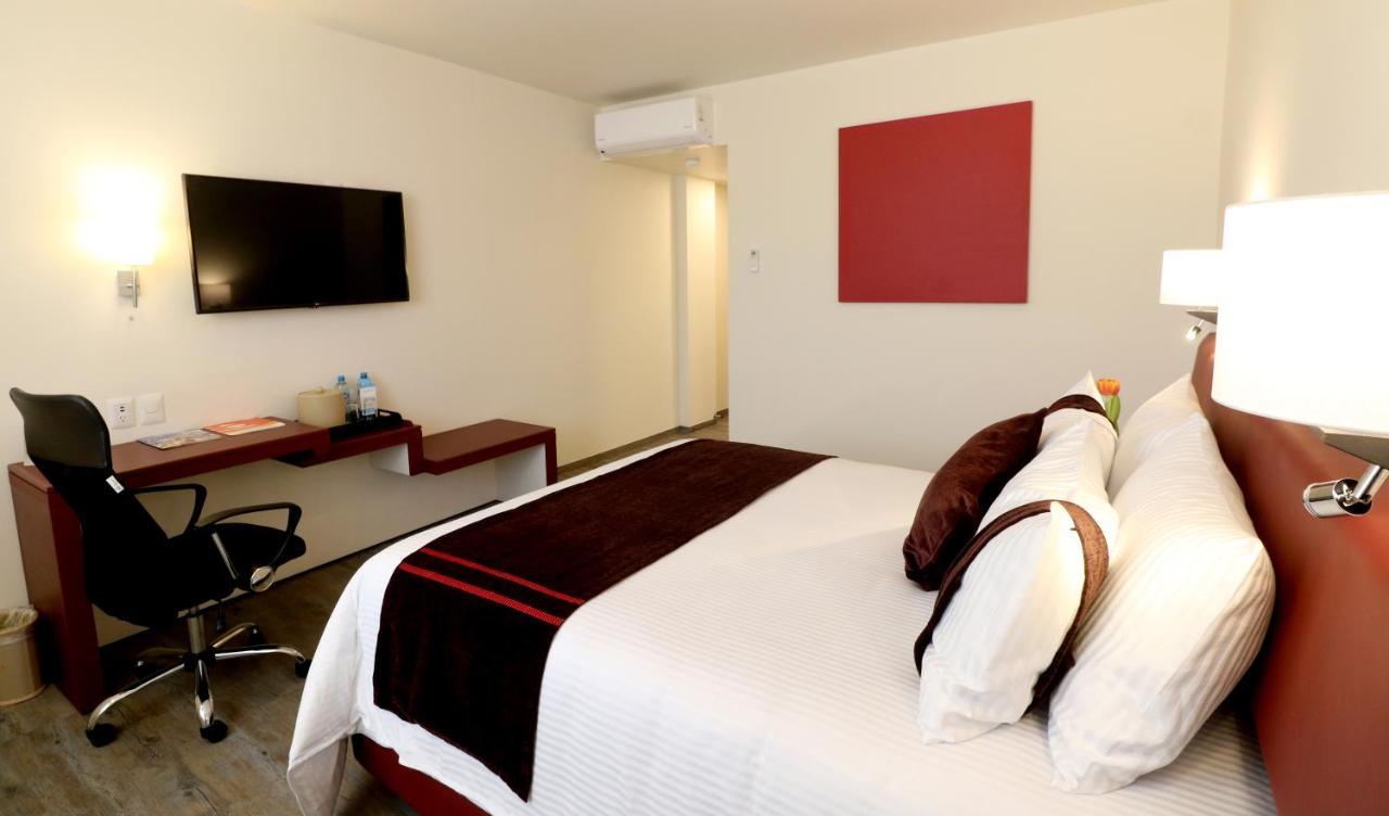 Mision Express San Juan Del Rio Hotel Eksteriør billede