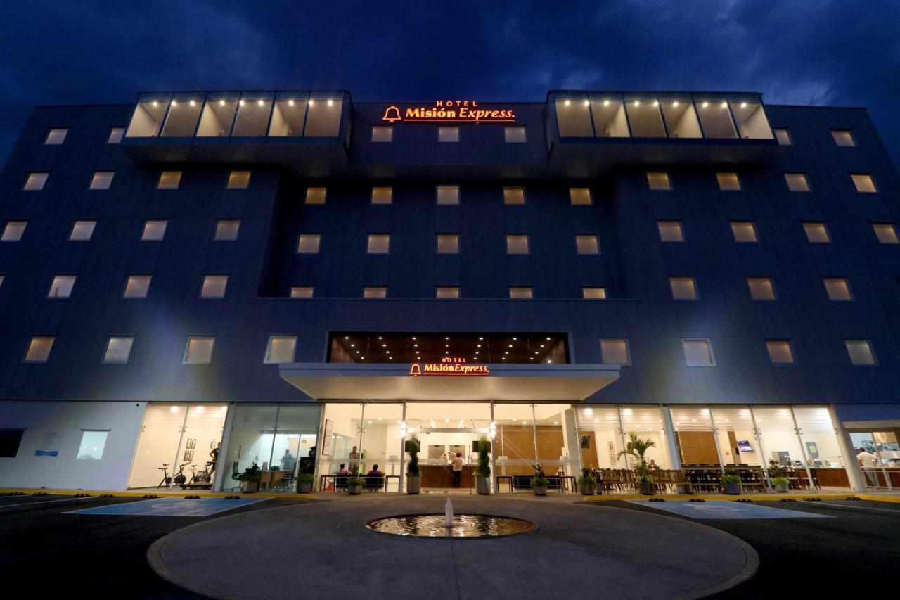 Mision Express San Juan Del Rio Hotel Eksteriør billede